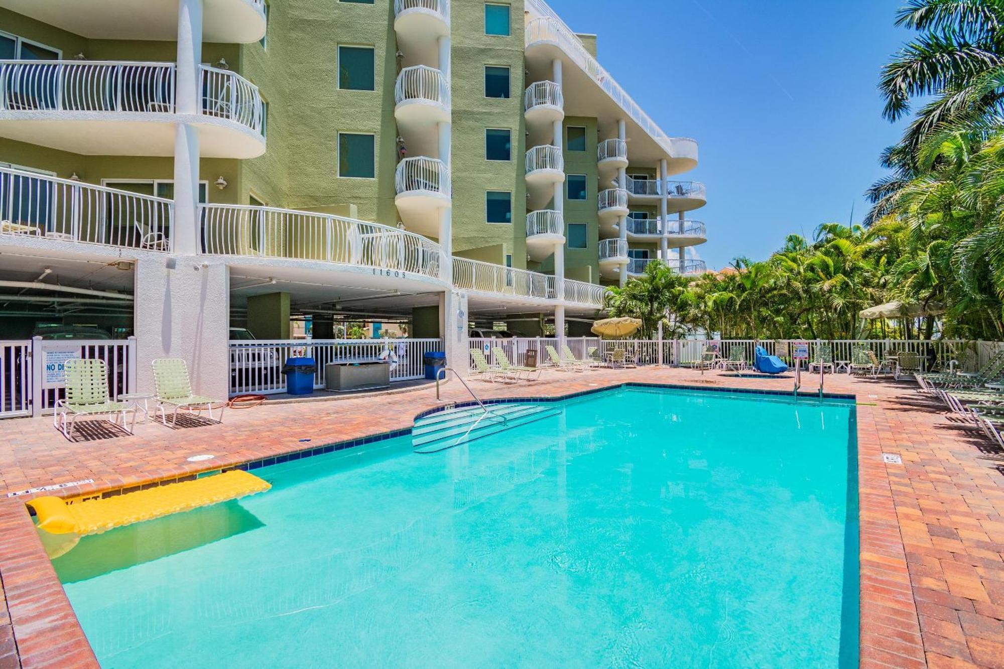 Villa Crystal Palms 201 à St. Pete Beach Extérieur photo